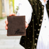 Große Herren-Brieftasche aus Leder im Hochformat