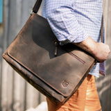 Hochwertige braune Laptoptasche aus Leder von Hodalump – Vintage Umhängetasche für Herren, ideal als Businesstasche oder Notebooktasche.