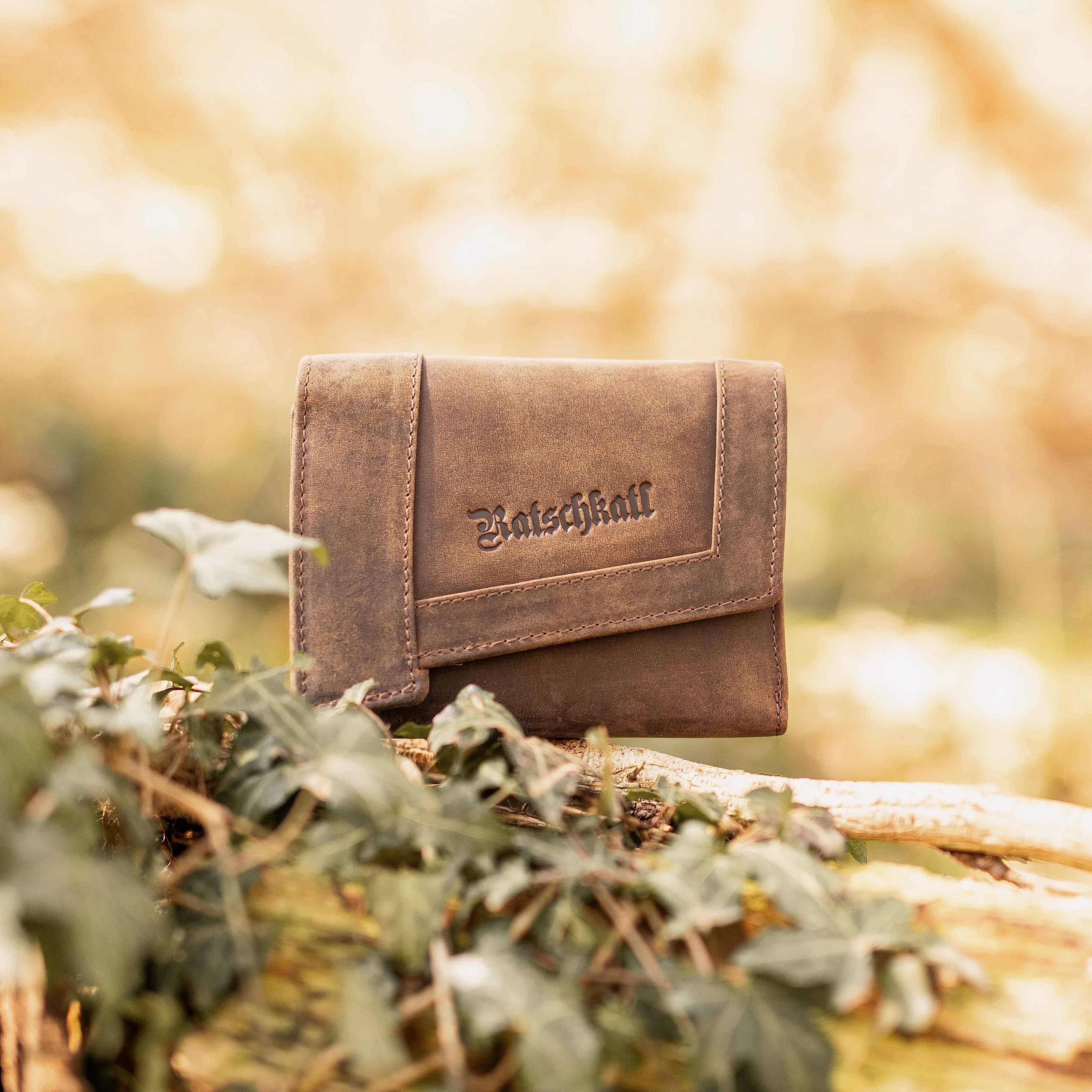 Medium-sized Wallet Uschi