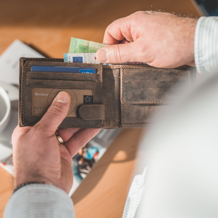 Capricorn Wallet Xare