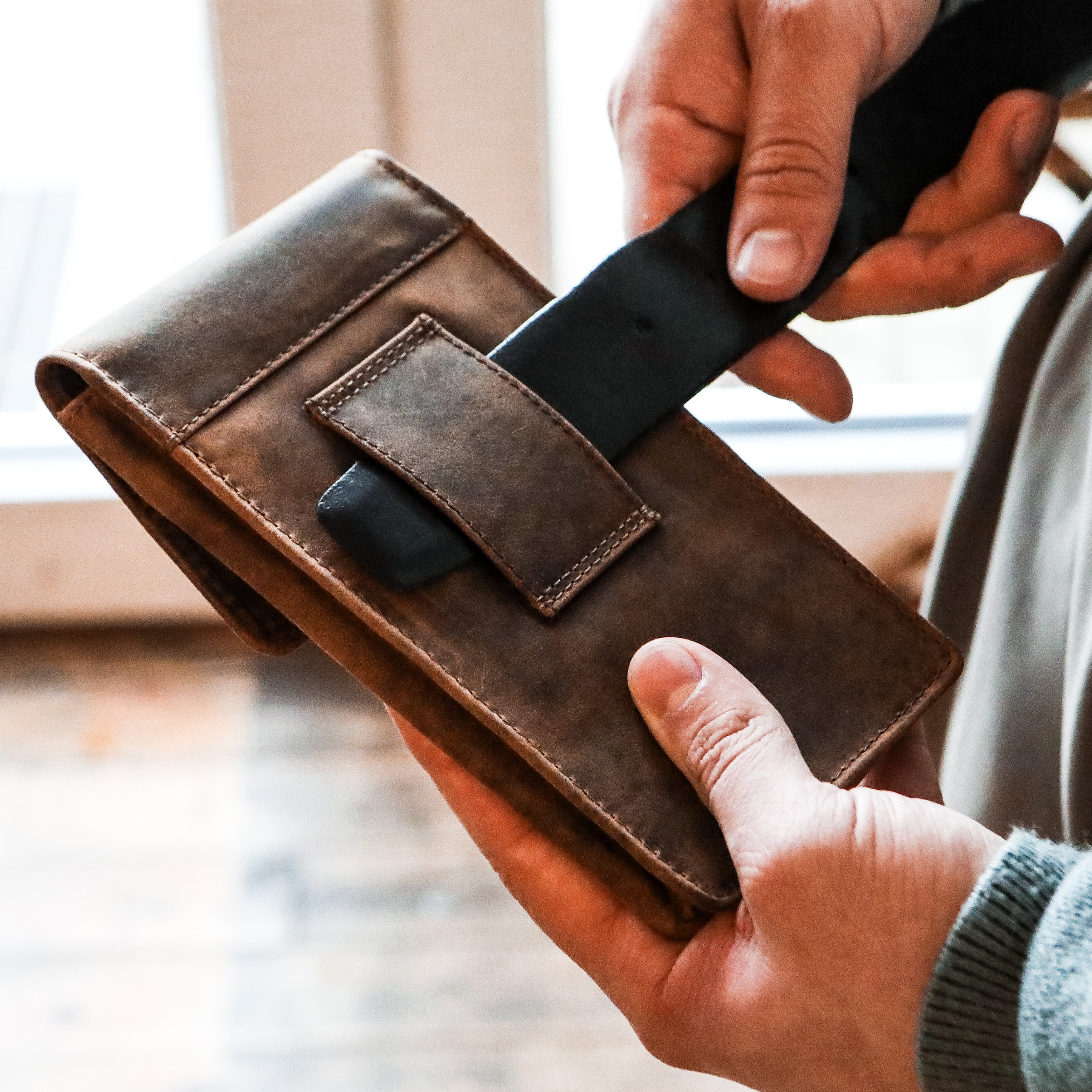 Hodalump Phone Pouch for Your Belt – Practical, Secure