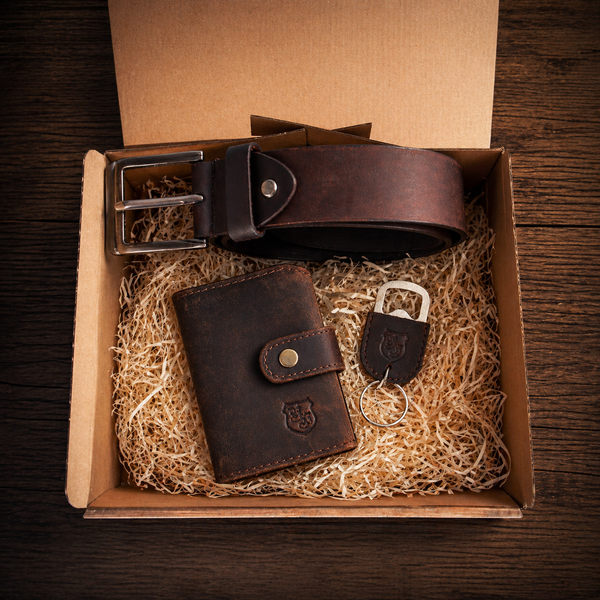 Geschenke Set/Kartenetui/Gürtel/Bieröffner