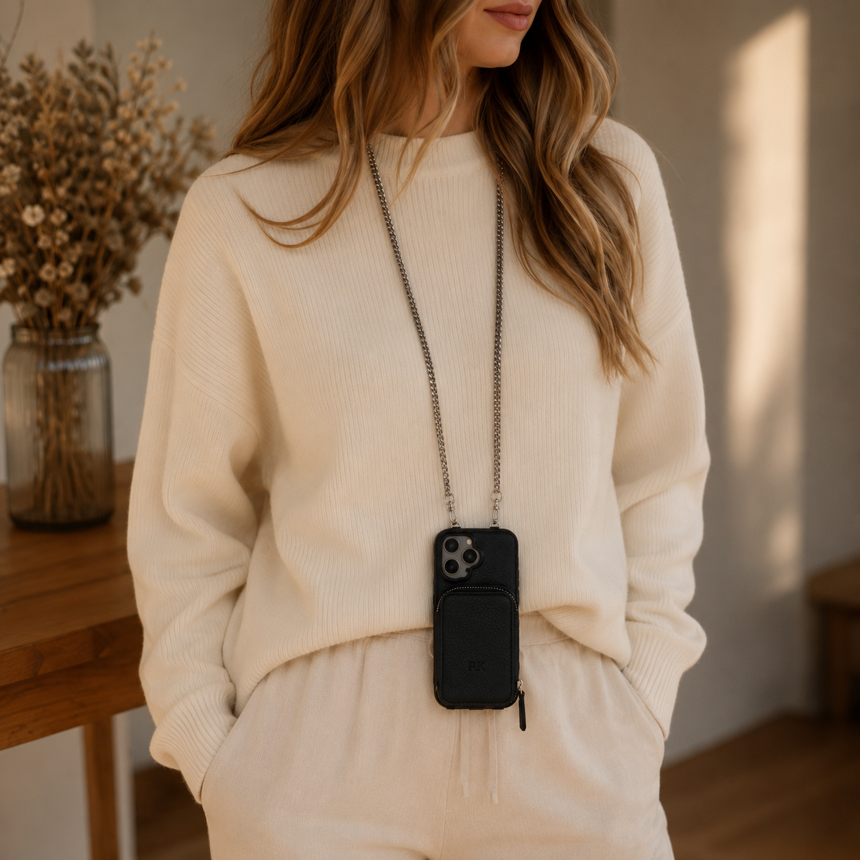 Phone Case with Shoulder Chain & Card Holder – Style Meets Functionality